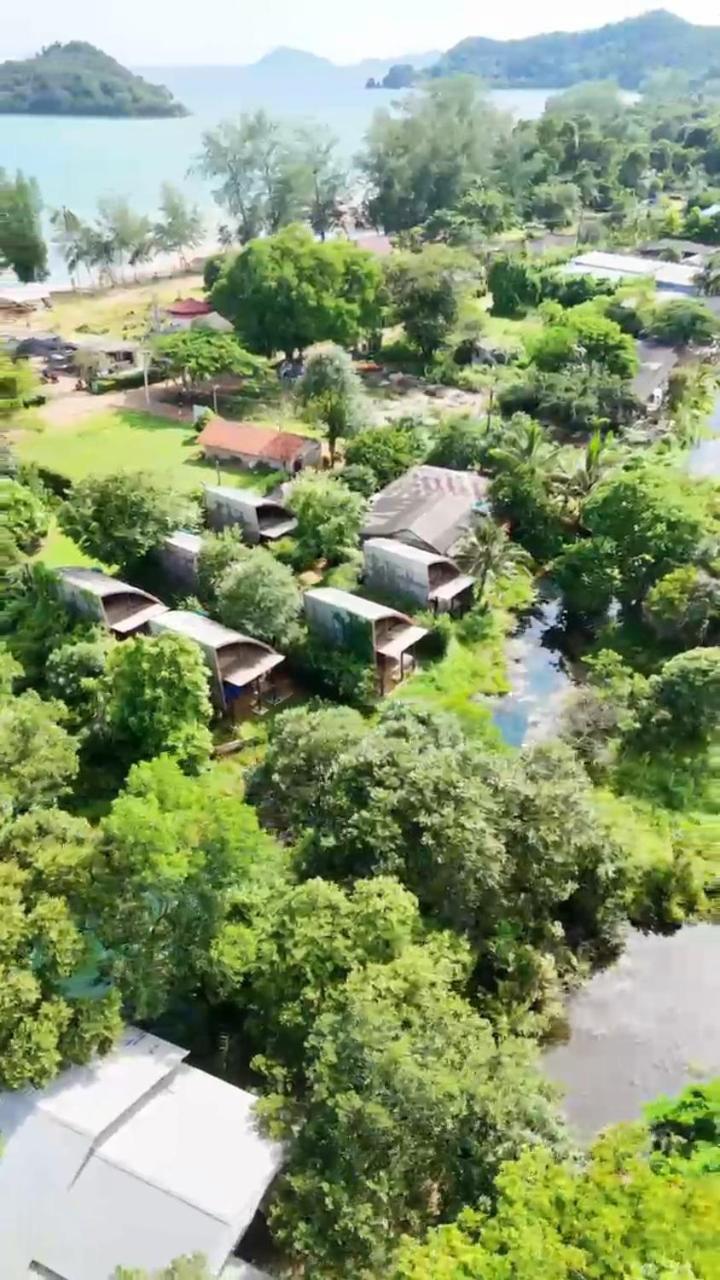 Villa Koh Mak Living Esterno foto